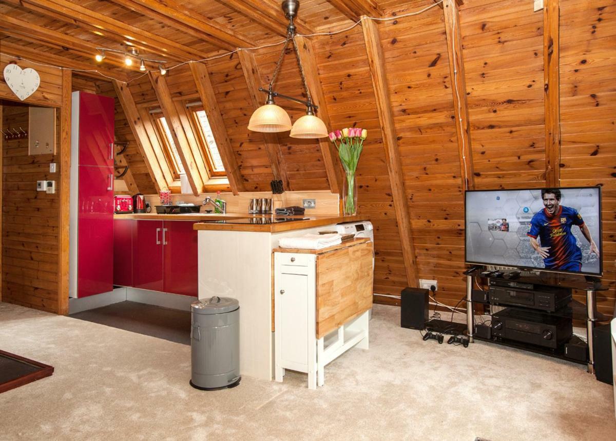 Grafham Water Lodge エクステリア 写真