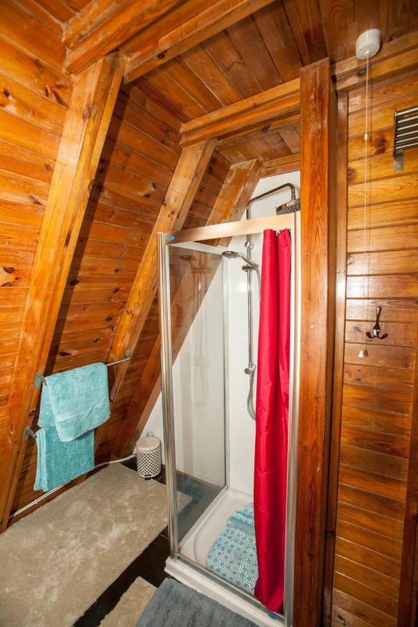 Grafham Water Lodge エクステリア 写真