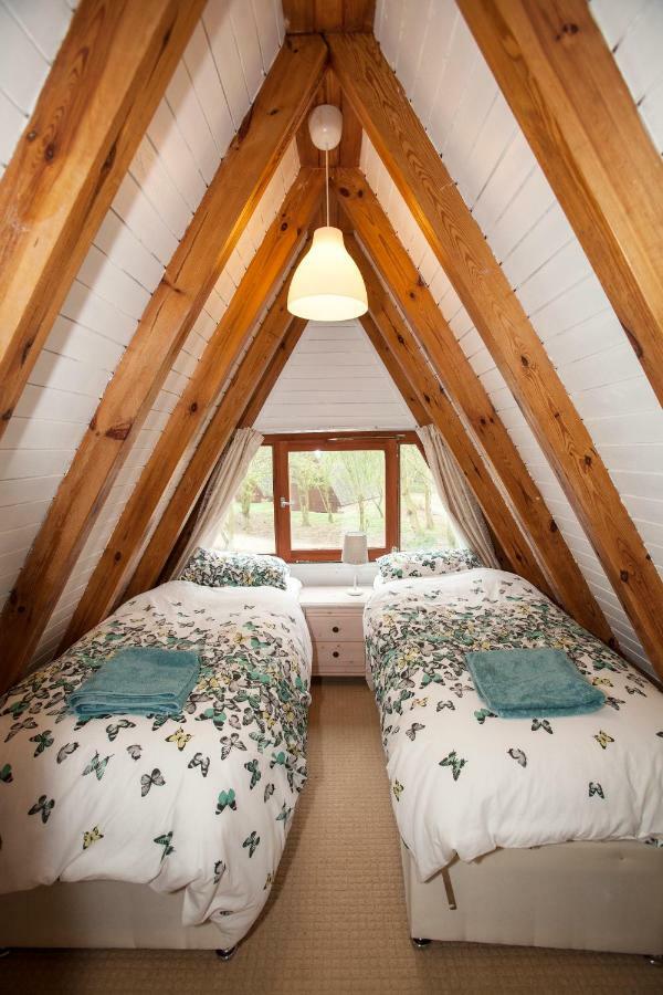 Grafham Water Lodge エクステリア 写真